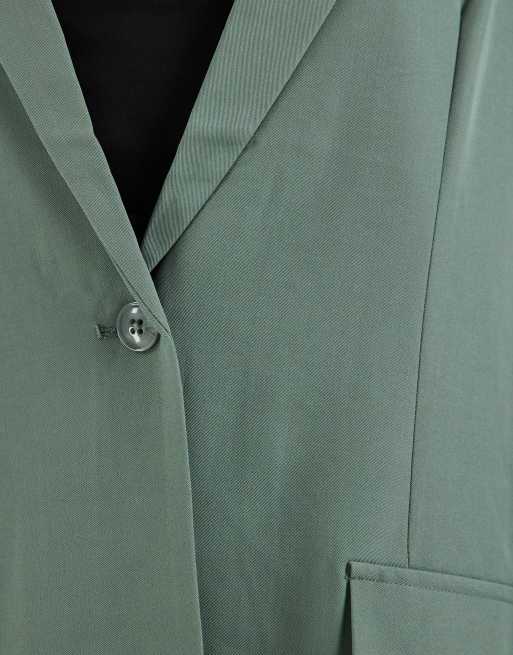 Vero Moda Tall loose fit tailored blazer in green (part of a set), 2 of 4