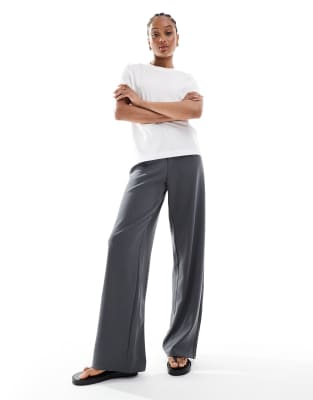 Vero Moda Tall Vero Moda Tall loose pull on trousers in grey pinstripe