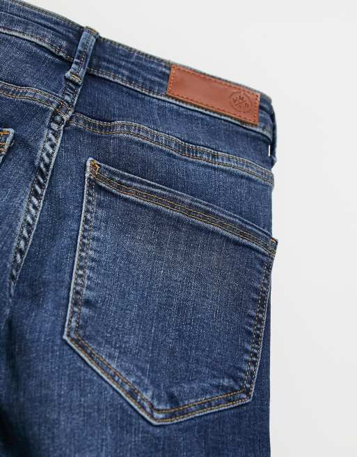 Vero Moda Tall New Jeans Mit Engem Schnitt In Mittelblau Asos
