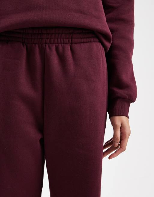 Vero Moda Tall - Pantalon de jogging d'ensemble oversize à chevilles resserrées - Bordeaux , 4 de 5