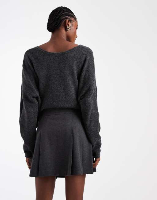 Vero Moda Tall – Plisowana spódnica mini w szarym melanżowym kolorze, 4 z 5