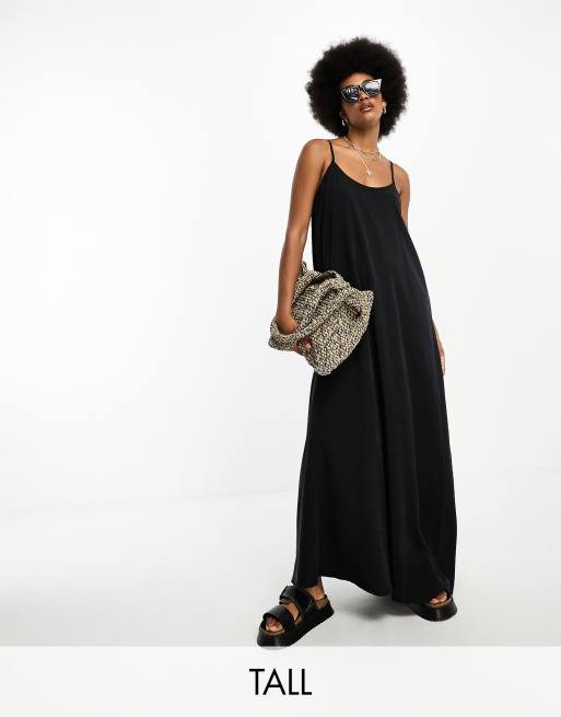 Vero Moda Tall – Premium – Svart, supermjuk maxiklänning med smala axelband