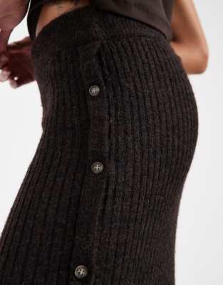 Vero Moda Tall Ribbed Knitted Button Side Midi Skirt In Brown
