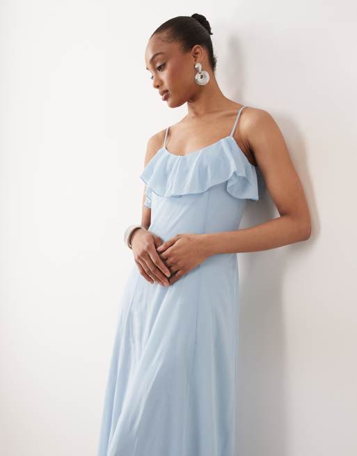 Vero Moda Tall - Robe caraco mi-longue en mousseline à volants sur le buste - Bleu clair, 4 de 4