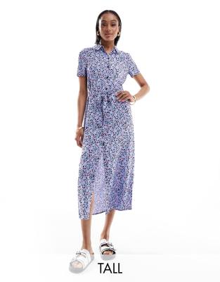 Vero Moda Tall - Robe chemise longue boutonnée à imprimé fleurs - Bleu