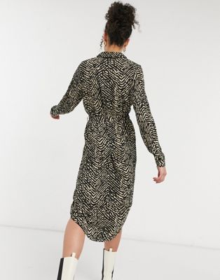 Femme Vero Moda Tall - Robe chemise mi-longue à imprimé animal