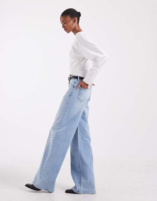 Vero Moda Tall Sandie jeans med medelhög midja, vida ben och stretch i ljusblå denim, 3 av 5