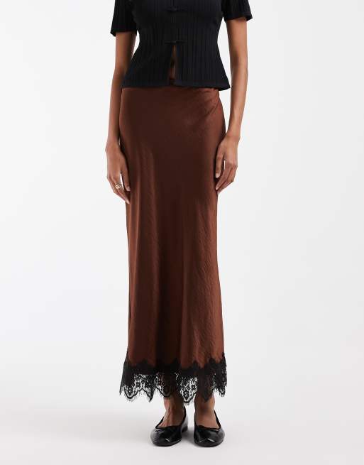 Vero Moda Tall satijnen midi-rok met kanten zoom in bruin, 2 van 5