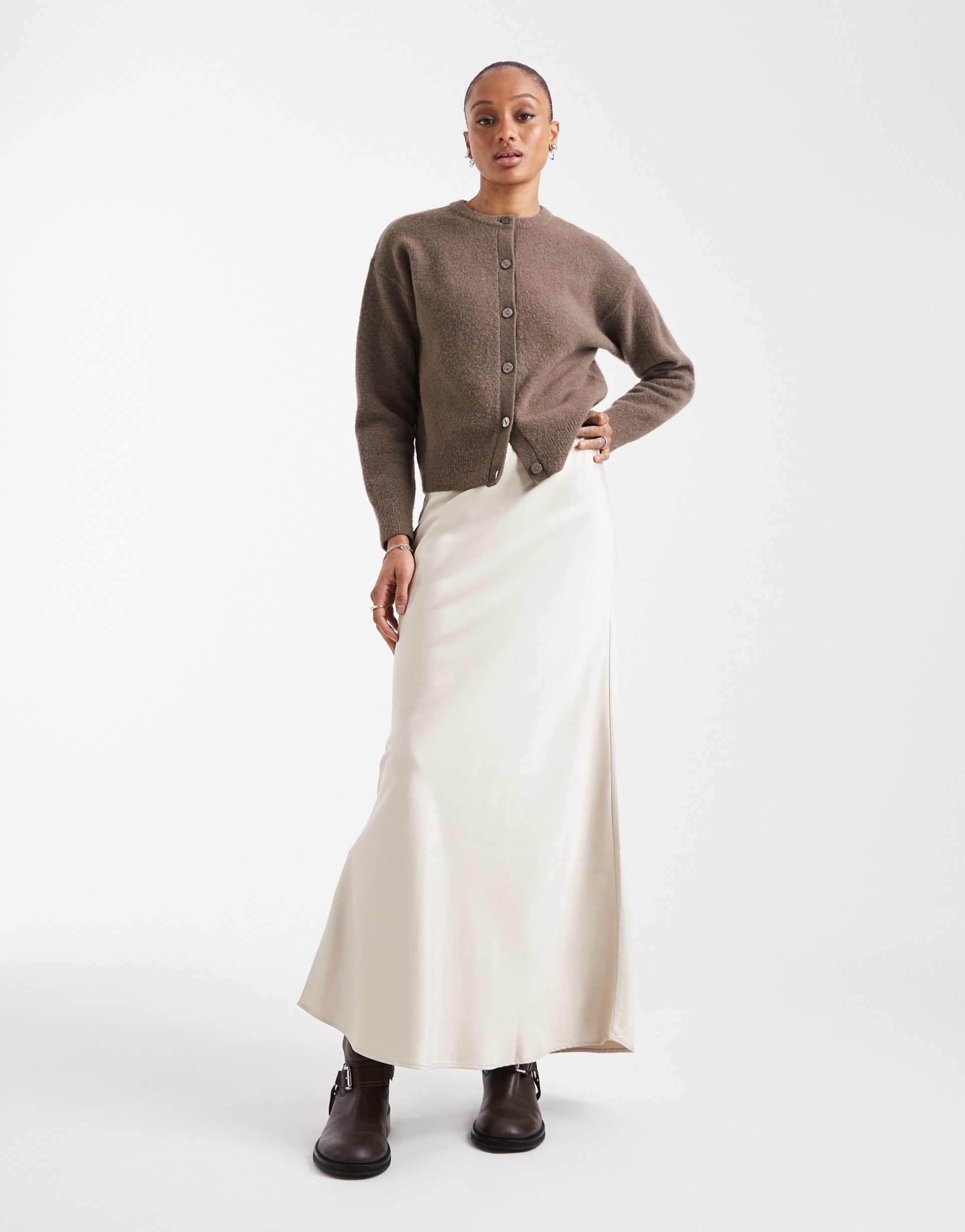 vero moda tall satin bias cut midi skirt in stone