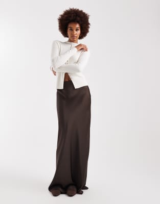 Vero Moda Tall - Satin-Maxirock in Schokobraun-Brown