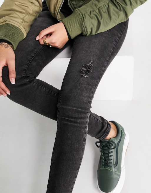 Vero Moda Tall skinny jeans with ripped knee in dark grey denim, 3 of 4