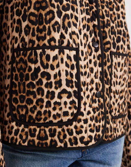 Vero Moda Tall – Steppjacke mit Leopardenmuster , 3 von 4