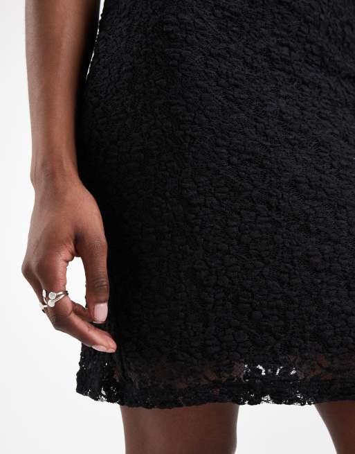 Vero Moda Tall – Svart, ärmlös miniklänning i blommig spets med rak halsringning och stretch, 4 av 4