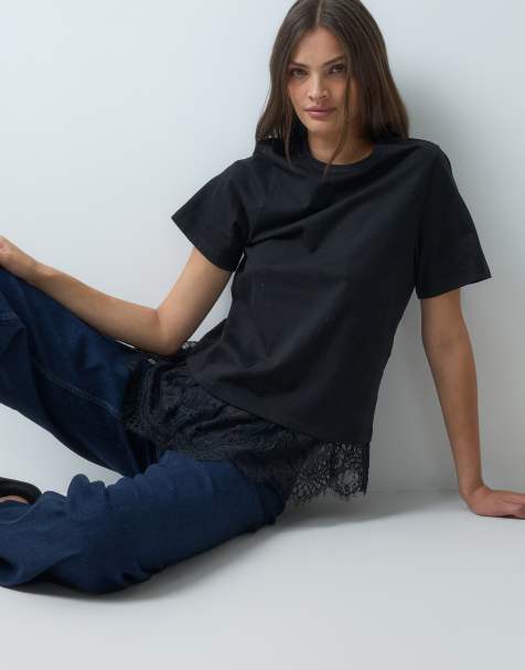 Vero Moda Tall t-shirt avec détail en dentelle asymétrique noir - view 1