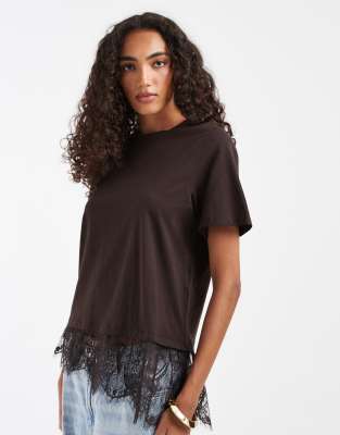 Vero Moda Tall T-shirt With Asymmetric Lace Detail In Brown