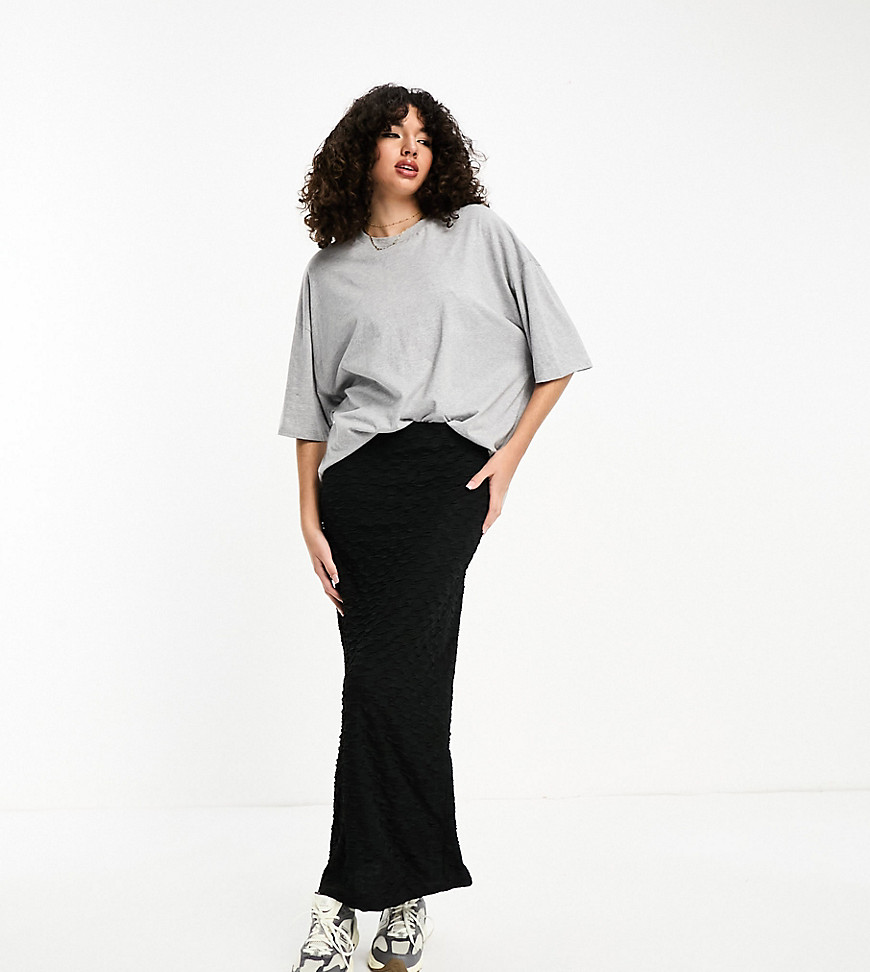 Vero Moda Tall textured stretch midi skirt in black