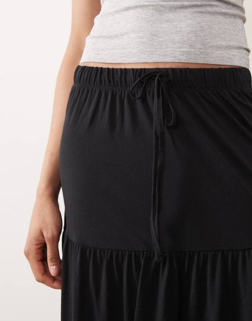 Vero Moda Tall tie waist jersey tiered boho maxi skirt in black, 5 of 5