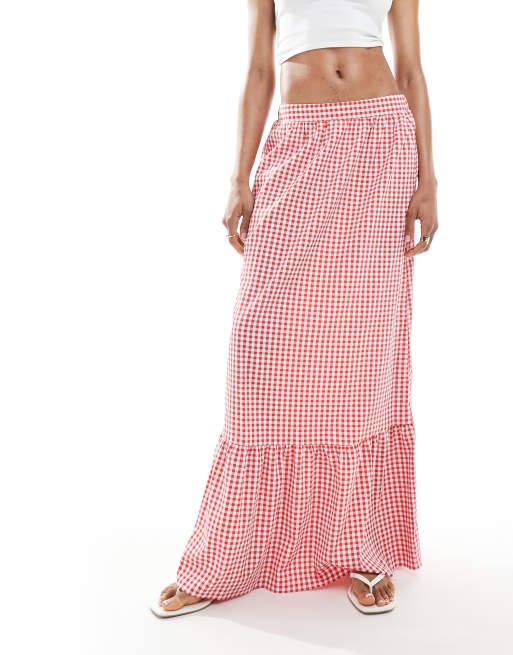 Vero Moda Tall tiered hem maxi skirt in red gingham print, 3 of 5
