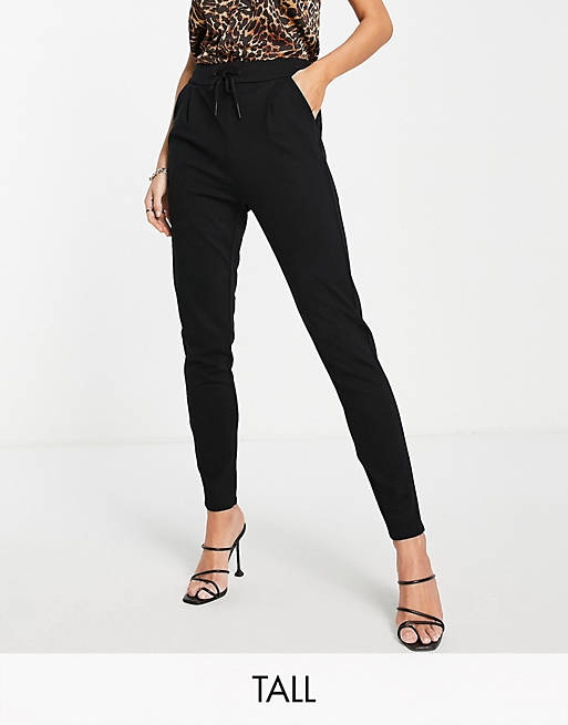 Vero Moda Tall - Toelopende broek in zwart