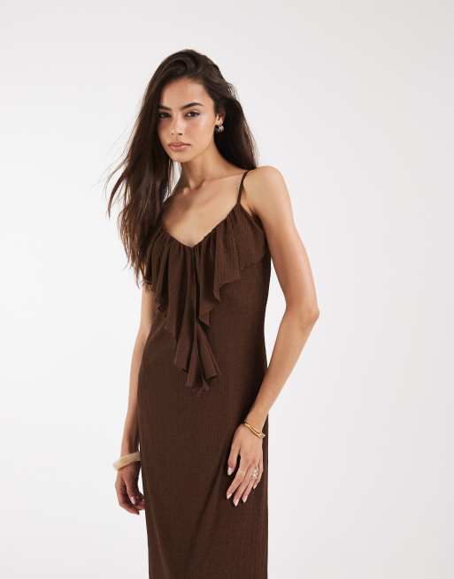 Vero Moda Tall - Vestito midi con spalline sottili e volant marrone cioccolato, 4 di 4