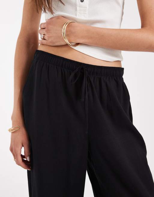 Vero Moda Tall – Weit geschnittene Hose in Schwarz mit Leinenanteil und Kordelzugbund, 3 von 5