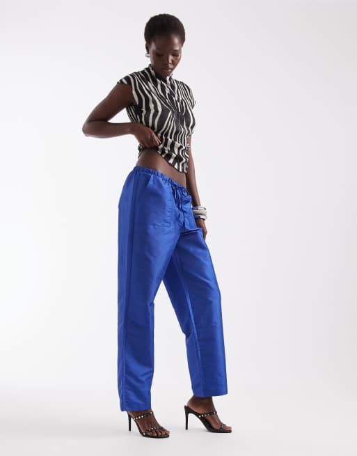 Vero Moda Tall wide leg tie waist tafeta trousers in cobalt blue, 2 of 5