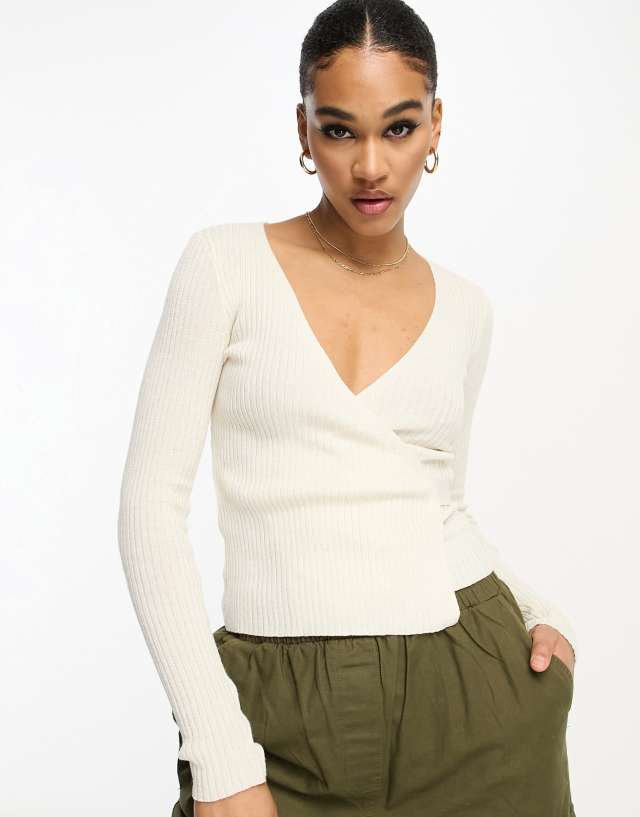 Vero Moda Tall wrap top in cream