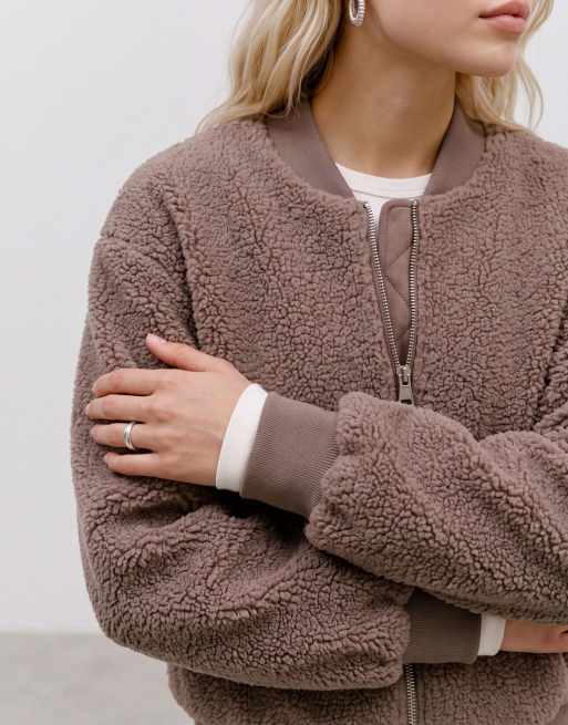Vero Moda teddyjack in fossil, 4 van 5