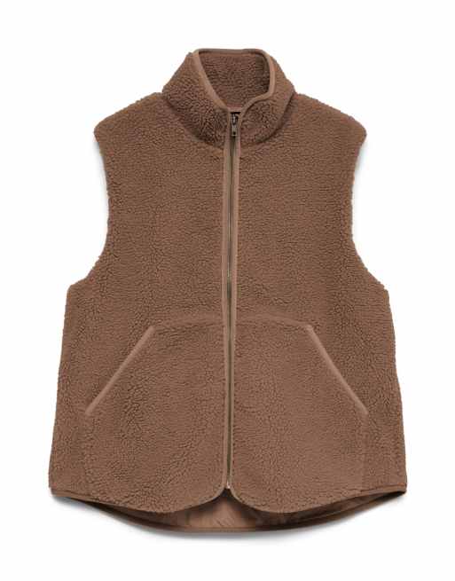Vero Moda teddyväst i fossil, 5 av 5