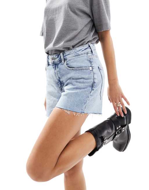 Vero Moda Tess denim shorts in light blue