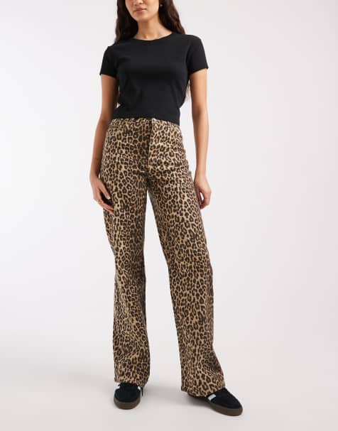 Vero Moda Tessa high waisted wide leg jeans in leopard print - view 1