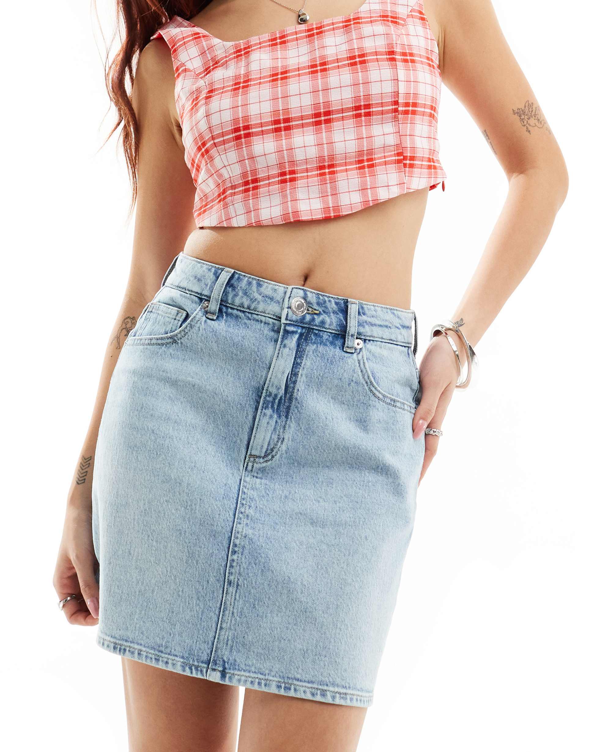 vero moda tessa mini skirt in light blue denim