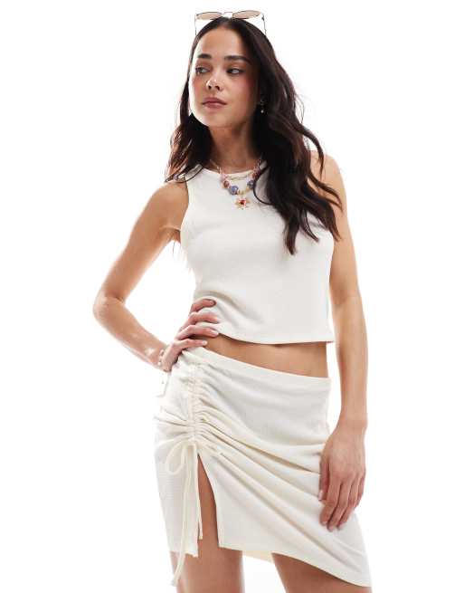 Vero Moda textured jersey beach mini skirt in white - part of a set, 2 of 5