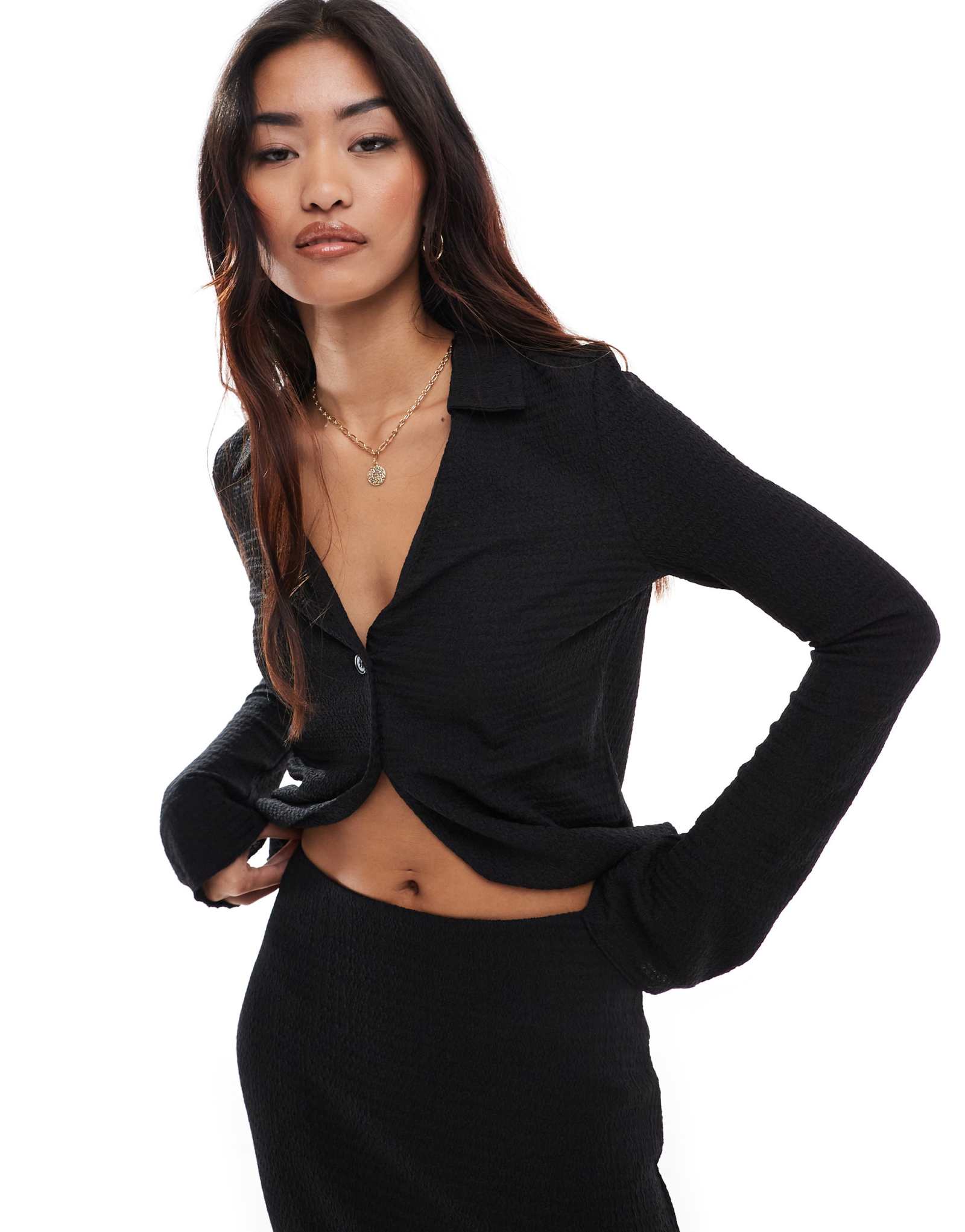 Рубашка из текстурированного джерси Vero Moda черного цвета - часть комплекта 12590₽