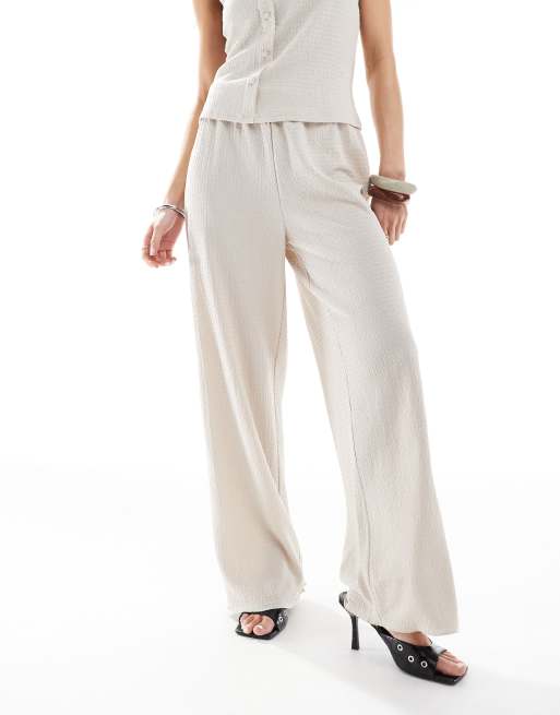 Vero Moda textured jersey wide leg pants in beige - part of a set, 3 of 5
