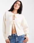 [Vero Moda] Vero Moda textured knit tie-front cardigan in cream melange-White XS Birch melange