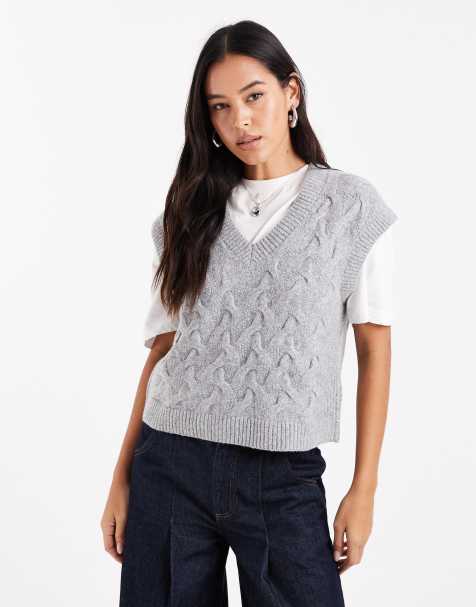 Vero Moda textured knit v-neck vest in gray - view 1