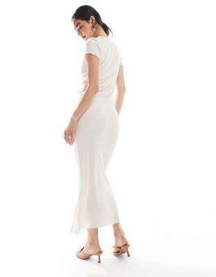 Vero Moda Textured Midi Dress With Seam Details