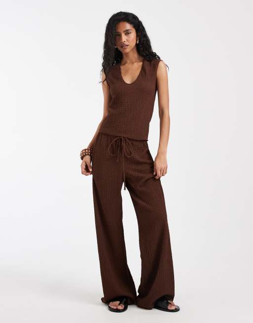 Vero Moda textured v-neck sleeveless top in cocoa brown (part of a set), 3 of 4