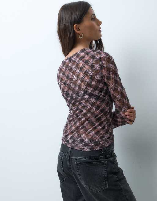 Vero Moda top a maniche lunghe testurizzato con scollo rotondo a quadri rosa, 3 di 4