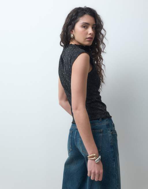 Vero Moda top à petites manches et faux col roulé à paillettes noir, 2 de 4
