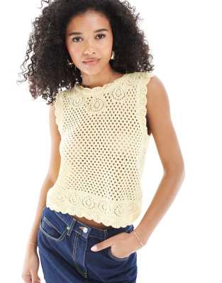Vero Moda - Top crocheté sans manches à bords festonnés - Jaune beurre
