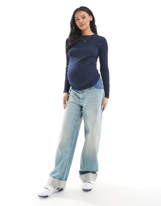 Vero Moda - Top de grossesse à fronces et manches longues en tissu texturé - Bleu marine, 2 de 4