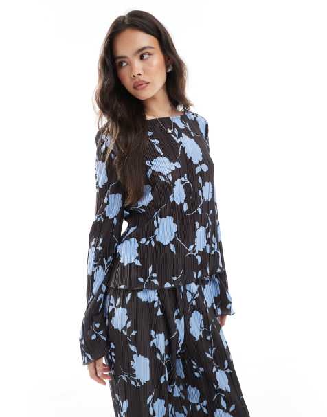 Vero Moda - Top d'ensemble plissé à manches longues et imprimé fleurs - Chocolat et bleu - view 1