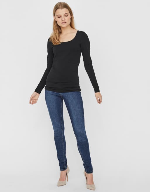 Vero Moda Top in black 1, 3 of 7