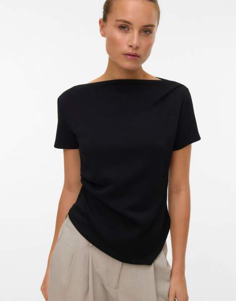 Vero Moda Top in black - view 1