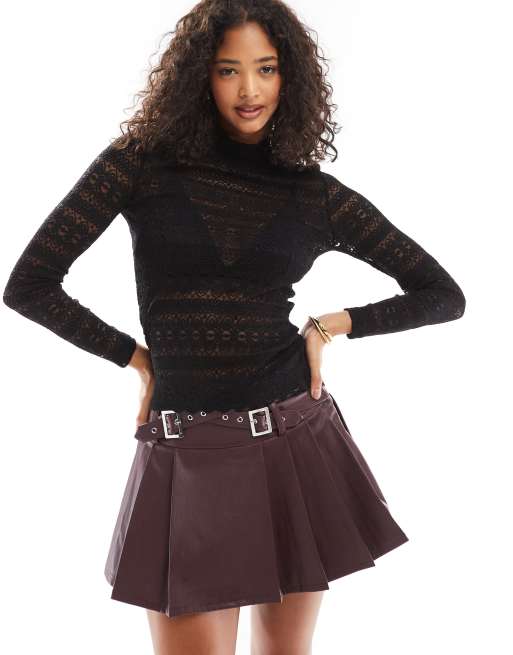 Vero Moda - Top in jersey accollato nero con dettaglio in pizzo