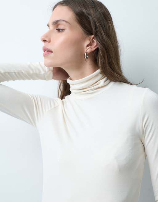 Vero Moda top med rullekrave og lange ærmer i creme, 3 af 5