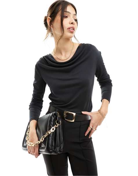 Vero Moda - Top met lange mouwen en gedrapeerde voorkant in zwart - view 1