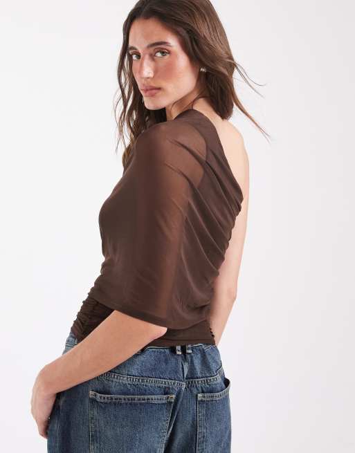 Vero Moda top monospalla con dettaglio mantella marrone, 4 di 4